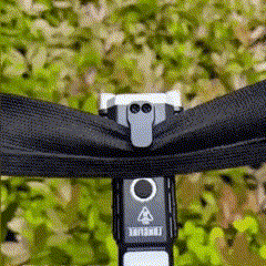 LINTERNA TÁCTICA 4 EN 1™ – Recargable, Imán, Luz LED y Emergencia