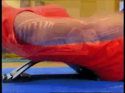 MASAJEADOR DE ESPALDA LUMBAR™ RELAJA TU ESPALDA EN MINUTOS Y DILE ADIÓS A LA TENSIÓN.