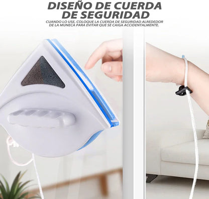CRYSTAL CLEAN™– Limpiavidrios Magnético Triangular de Alta Precisión.